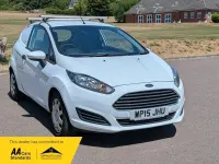 Used Ford Fiesta 75 HP (55 kW) 2015 White Van