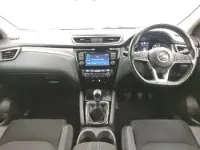 Used Nissan Qashqai N-Connecta 110 HP (80 kW) 2017 Silver SUV