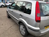 Used Ford Fusion 2005 Silver Hatchback