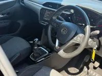 Używany Vauxhall Corsa Edition 75 KM (55 kW) 2022 Czarny Hatchback