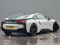 Used BMW i8 Pure Impulse 362 HP (266 kW) 2016 Multicolour Coupe