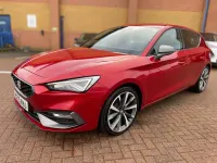 Begagnad Seat Leon FR First Edition 150 HK (110 kW) 2020 Röd Halvkombi
