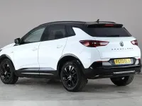 Used Vauxhall Grandland X S 131 HP (96 kW) 2023 White SUV