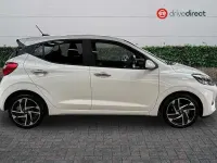 Used Hyundai i10 Premium 79 HP (58 kW) 2025 White Hatchback