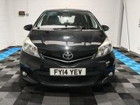 Used Toyota Yaris 99 HP (72 kW) 2014 Black Hatchback