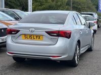 Used Toyota Avensis 141 HP (103 kW) 2015 Silver Sedan