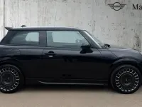 Usado Mini Cooper Sport 204 CV (150 kW) 2024 Negro Utilitario