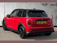 Usado Mini Cooper Classic 134 CV (98 kW) 2023 Rojo Utilitario