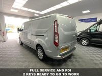 Used Ford Transit Custom Limited 185 HP (136 kW) 2022 Silver Van