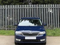 Usado Skoda Rapid SE 110 HP (80 kW) 2016 Azul Citadino