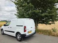 Used Citroën Berlingo 2017 White MPV