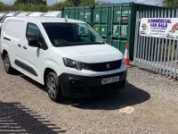 Used Peugeot Partner Premium 131 HP (96 kW) 2021 White MPV