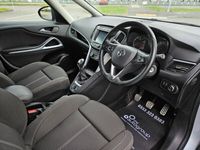 used Vauxhall Zafira Tourer (2016/66)SRi 1.4i Turbo (140PS) (10/16) 5d