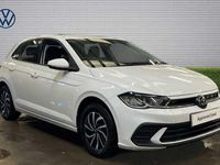 Used VW Polo Life 95 HP (69 kW) 2023 Pure white Hatchback