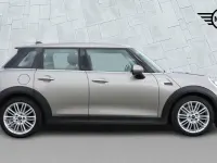 Used Mini Cooper Hatch 134 HP (98 kW) 2018 Silver Hatchback