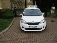 Used Skoda Citigo Colour Edition 59 HP (43 kW) 2016 Pearl white Hatchback