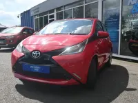 Used Toyota Aygo X-play 69 HP (50 kW) 2015 Red Hatchback