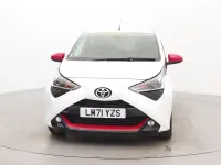 Used Toyota Aygo Trend 70 HP (51 kW) 2021 White Hatchback