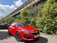 Begagnad Vauxhall Insignia SRi 136 HK (100 kW) 2016 Röd Halvkombi