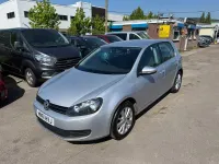 Usado VW Golf VI Match 105 HP (77 kW) 2011 Prateado Citadino