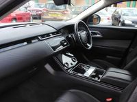 Used Land Rover Range Rover Velar R-Dynamic 180 HP (132 kW) 2017 Silver SUV