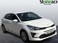 Used Kia Rio 84 HP (61 kW) 2021 White Hatchback