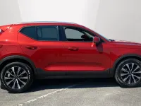 Used Volvo XC40 Momentum 150 HP (110 kW) 2020 Red SUV