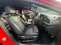 Used Vauxhall Insignia SRi 170 HP (125 kW) 2017 Red Estate