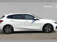 Used BMW 118 Comfort Edition 138 HP (101 kW) 2020 White Hatchback