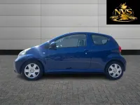 Used Toyota Aygo 67 HP (49 kW) 2007 Blue Hatchback