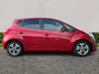 Used Kia Venga 123 HP (90 kW) 2016 Red Hatchback