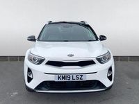 Used Kia Stonic 118 HP (86 kW) 2019 White SUV