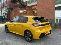Used Peugeot 208 Allure+ 99 HP (72 kW) 2023 Yellow Hatchback