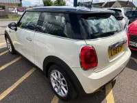 Used Mini Cooper Hatch 136 HP (100 kW) 2015 White Hatchback