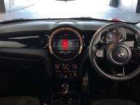 Used Mini Cooper S Sport 176 HP (129 kW) 2022 Red Hatchback