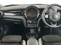 Used Mini Cooper Hatch 134 HP (98 kW) 2023 Red Hatchback