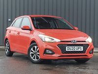 Begagnad Hyundai i20 SE 84 HK (61 kW) 2020 Röd Halvkombi