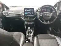 Usado Ford Fiesta Active X 140 HP (102 kW) 2019 Cinzento Citadino