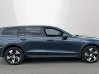 Usado Volvo V60 CC Pro 247 HP (181 kW) 2021 Azul Carrinha