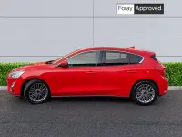 Używany Ford Focus Titanium X 125 KM (91 kW) 2018 Czerwony Hatchback