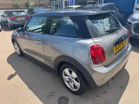 Used Mini Cooper Classic 134 HP (98 kW) 2019 Silver Hatchback