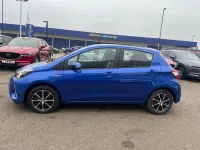Usata Toyota Yaris Hybrid 99 CV (72 kW) 2019 Blu Utilitaria