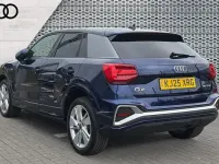 Usado Audi Q2 S-Line 150 CV (110 kW) 2025 Azul SUV