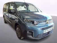 Usado Citroën e-Berlingo 100 kW (136 HP) 2024 Azul Monovolume