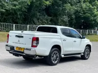 Used Mitsubishi L200 150 HP (110 kW) 2019 White Pickup