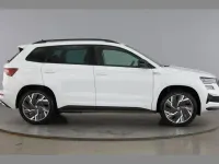 Gebraucht Skoda Karoq SportLine 190 PS (139 kW) 2023 Weiß SUV
