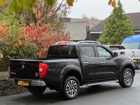 used Nissan Navara 2.3 dCi Tekna Auto 4WD Euro 6 4dr