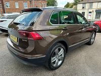 Used VW Tiguan SEL 150 HP (110 kW) 2016 Brown SUV
