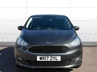 Käytetty Ford C-MAX Zetec 120 HP (88 kW) 2019 Tila-auto