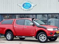 Used Mitsubishi L200 2015 Red Pickup